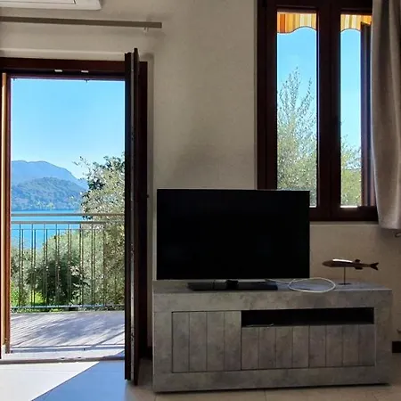 La Dimora Dei Pescatori Monteisola Apartment Monte Isola Exterior photo